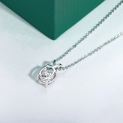 The Maeva Oval Cut Moissanite Necklace